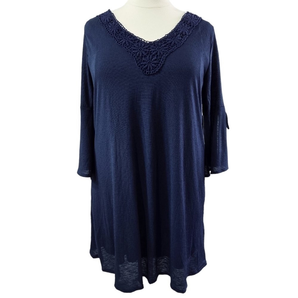 Naif NWT Navy Blue Textured Crochet V-Neck Bell Sleeve Midi Dress Lined Boho